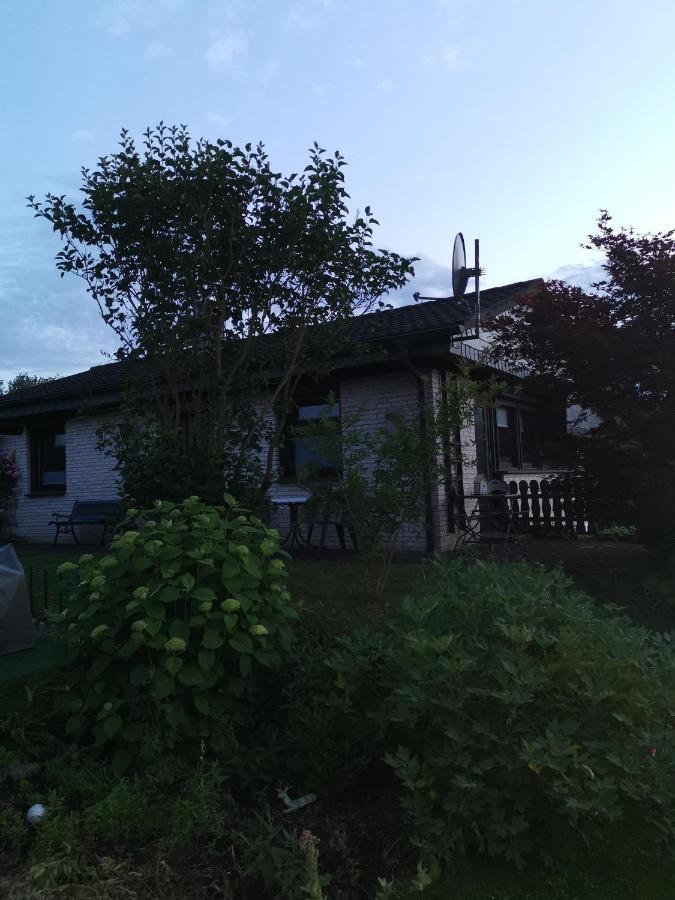 Haus Am Hennesee Мешеде Экстерьер фото